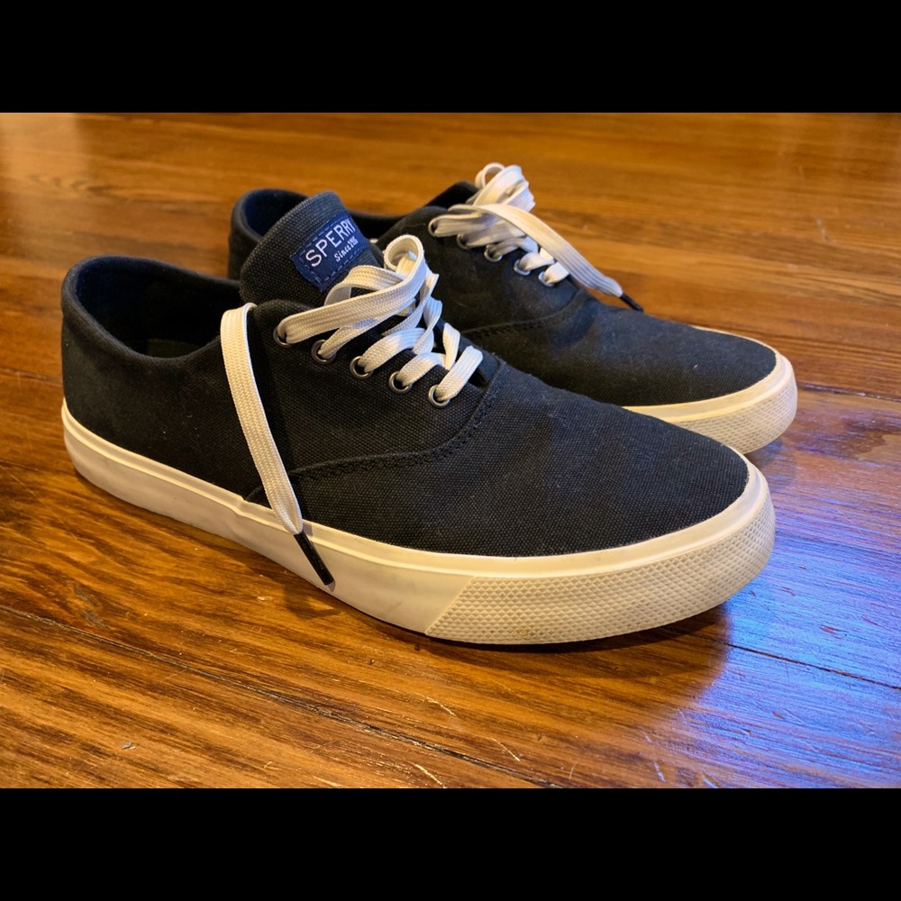 Sperry Canvas sneaker